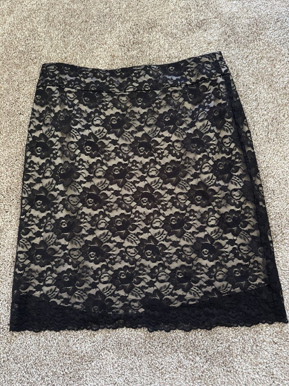 Banana Republic Black Floral Lace Overlay Pencil Skirt Nude Lining NWT
